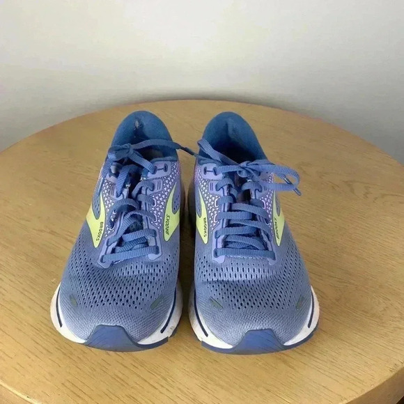 Brooks Ghost 14 Women’s Size 9.5 Running Shoes Blue Athletic Sporty Colorful - Picture 2 of 8